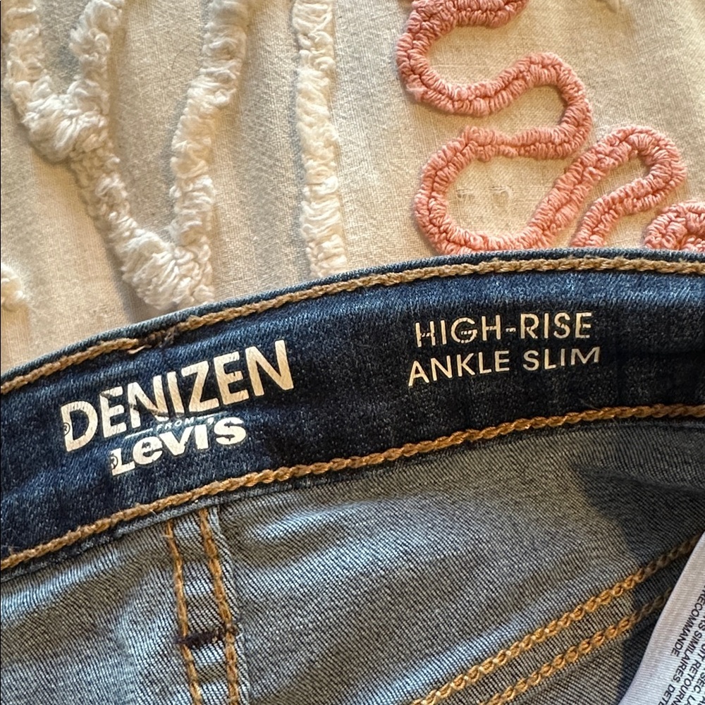 Denizen from Levi's High Rise Ankle Slim Blue Unhemmed Skinny Jeans - Picture 6 of 8